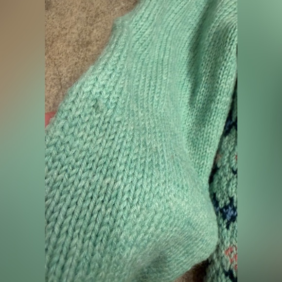 Handmade Tulip Cardigan 🌷 - Picture 6 of 12